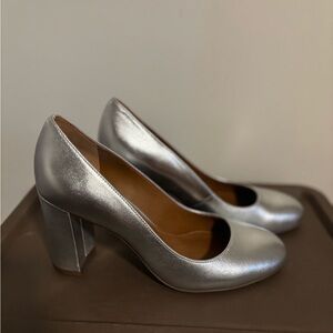 Franco Sarto Silver Pumps - Size 6.5